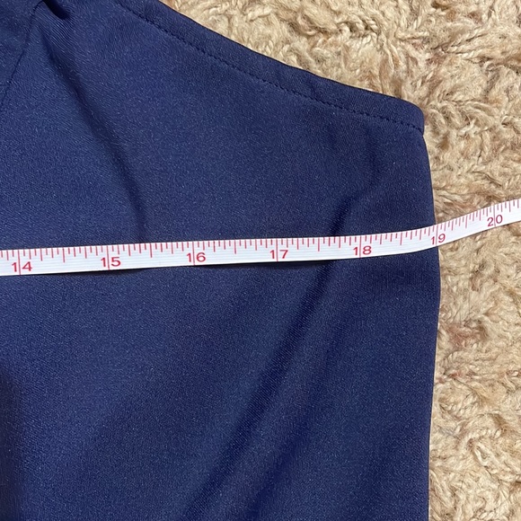 Worn once! One shoulder Navy fit and flare dress WITH POCKETS- women’s 2XL - Picture 6 of 12